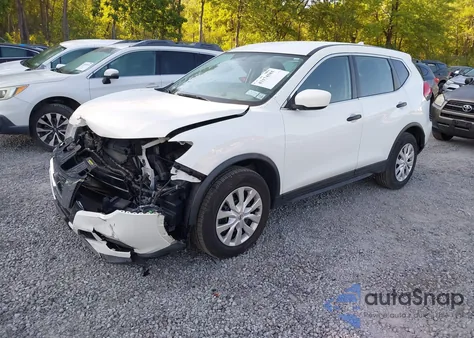 2017 Nissan Rogue S z USA, uszkodzony, nr VIN KNMAT2MV0HP549634